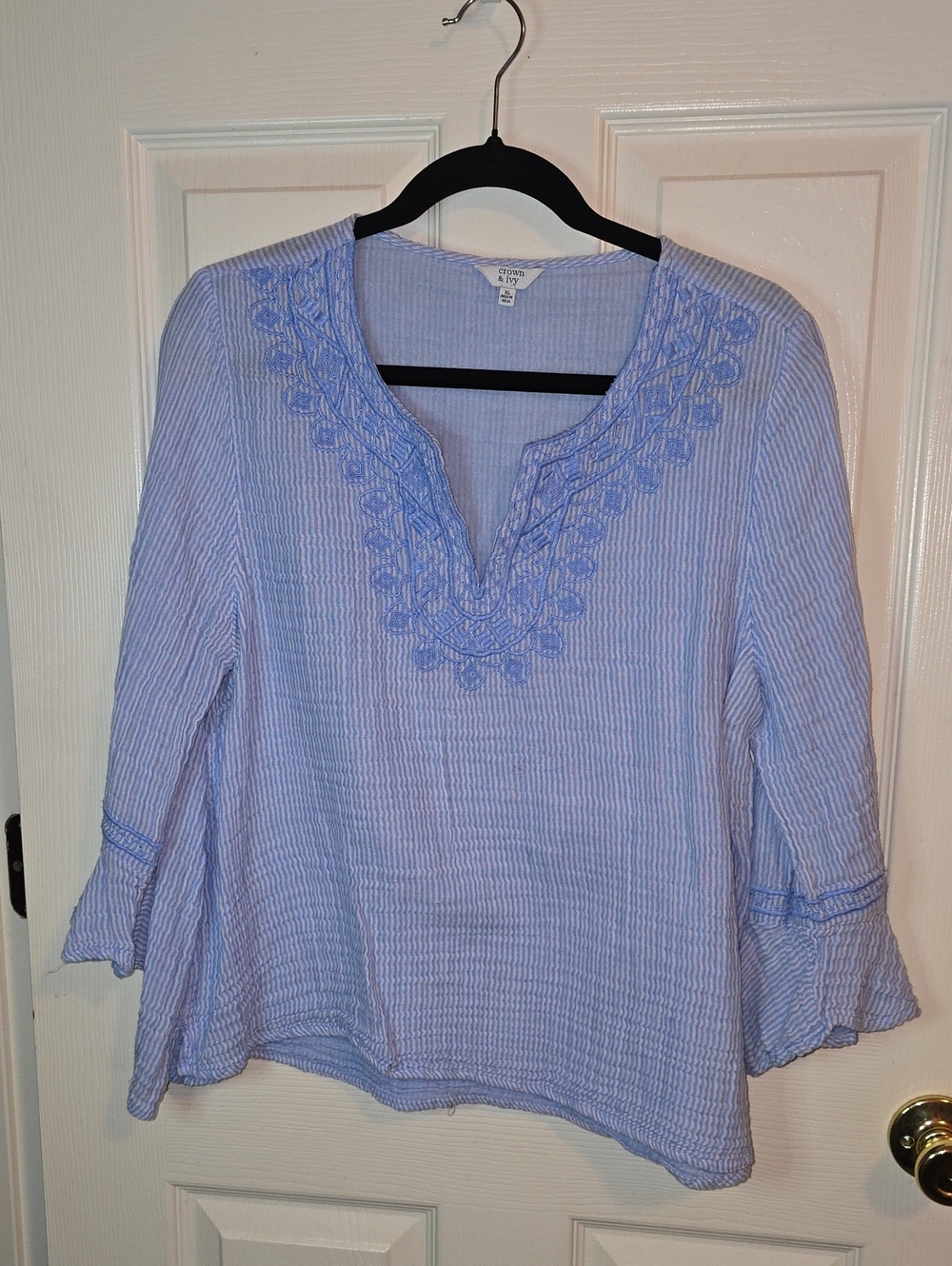 crown & ivy Light Blue Embroidered Split-Neck Tunic